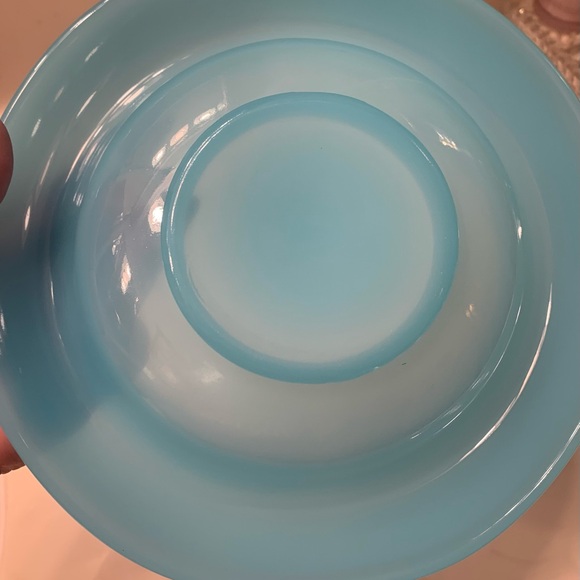 Beautiful blue opaline Fenton bowl 9” rolled edged - Picture 2 of 6